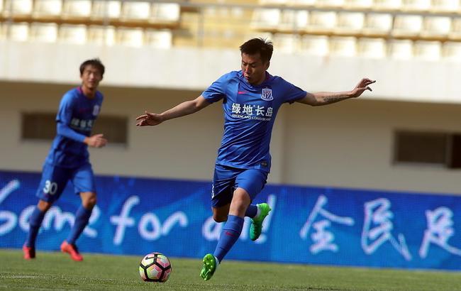 轻松大世界，全英雄免费送！剑与远征：启程全粉丝公测定档8月8日